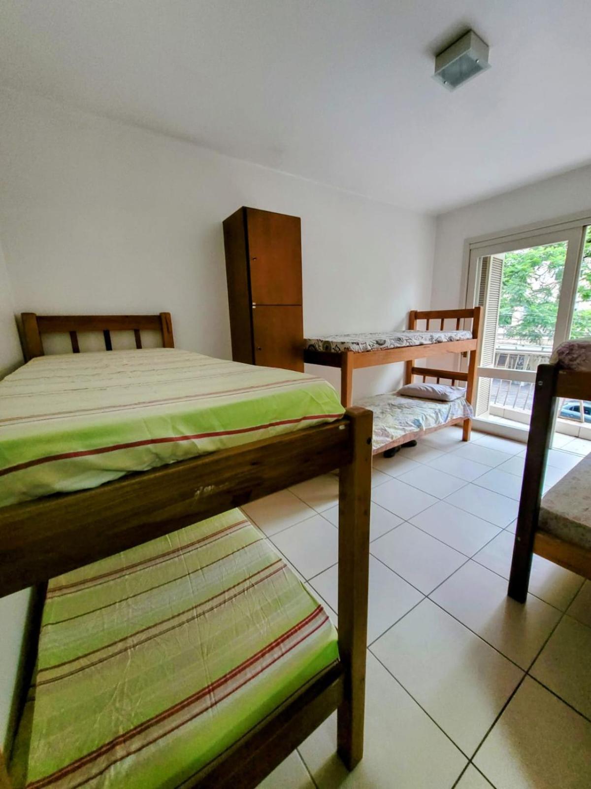 Man'S Place Hostel Masculino Порту-Алегри Экстерьер фото